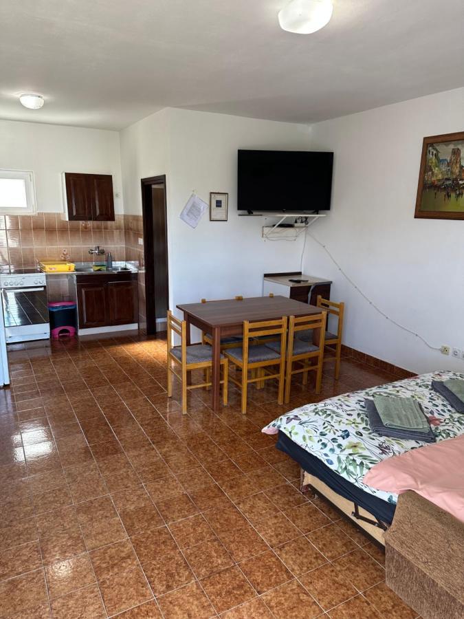 Apartmani Marko 诺瓦利娅 外观 照片