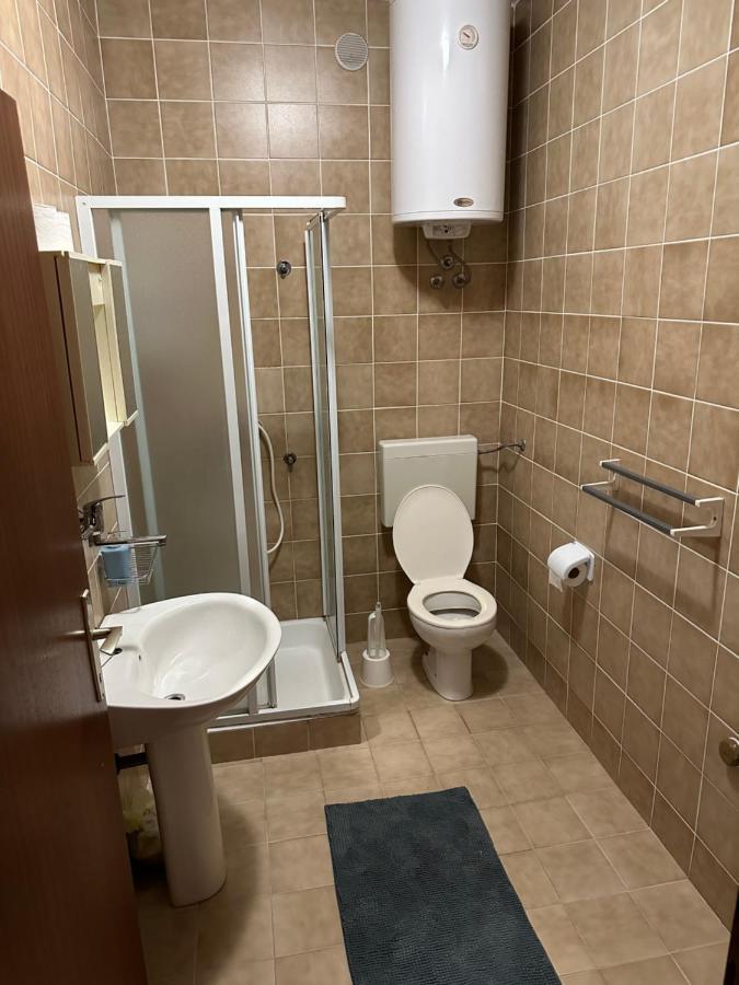 Apartmani Marko 诺瓦利娅 外观 照片